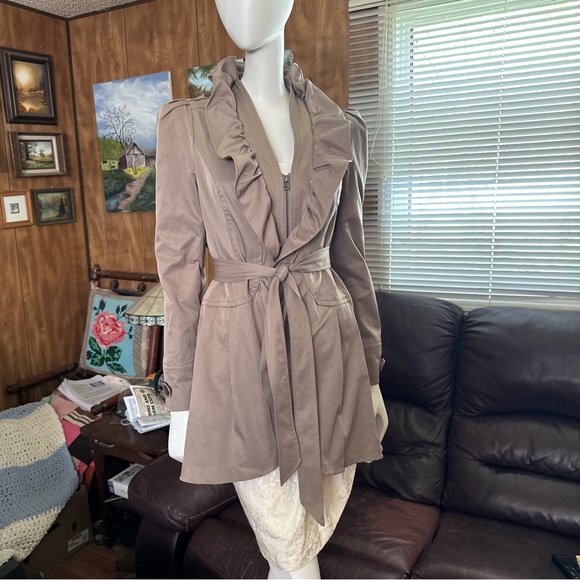Anthropologie Idra Clinton Ruffle Trench Coat Jacket - Picture 2 of 6